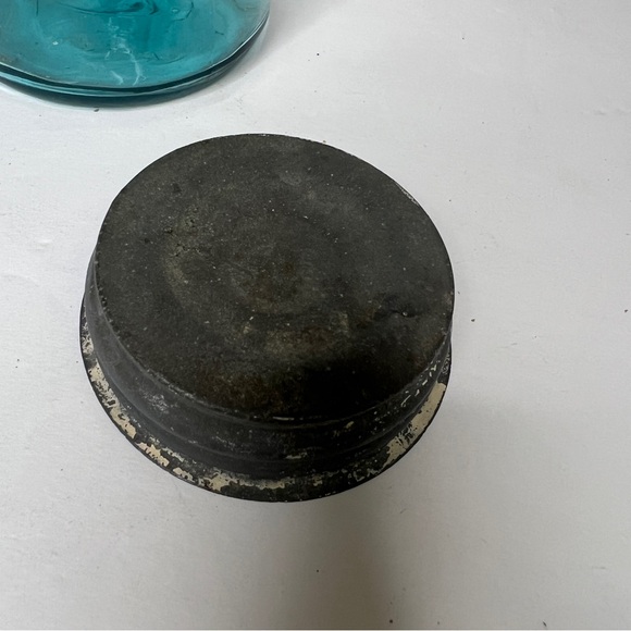 VINTAGE BALL 1910-1923 MASON JAR - BLUE  - QUART - ZINC LID - Picture 6 of 16